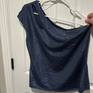 NWOT one shoulder women’s top